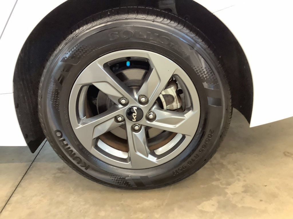 Certified 2024 Kia K5 LXS FWD image 21