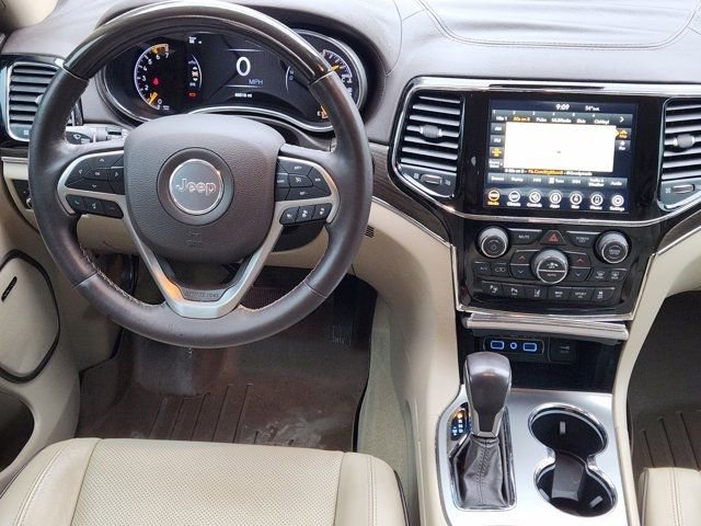 Used 2020 Jeep Grand Cherokee Overland image 29