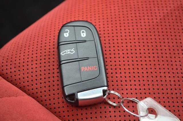 Used 2015 Dodge Challenger SRT w/ Technology Group image 25