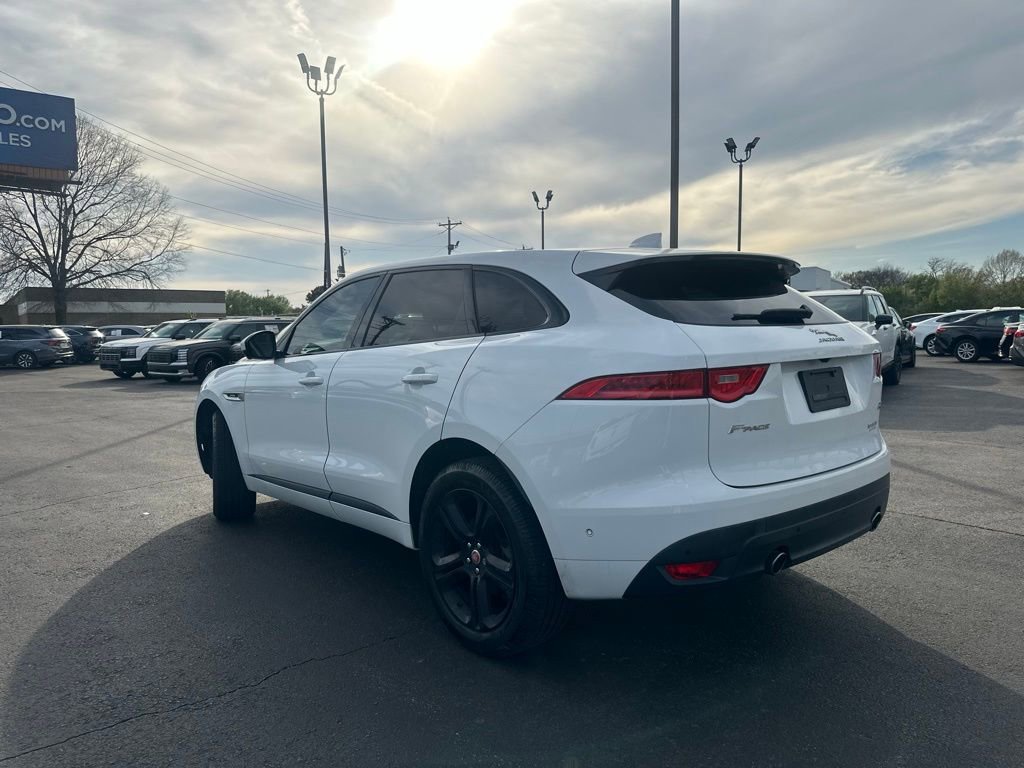 Used 2018 Jaguar F-PACE R-Sport image 6