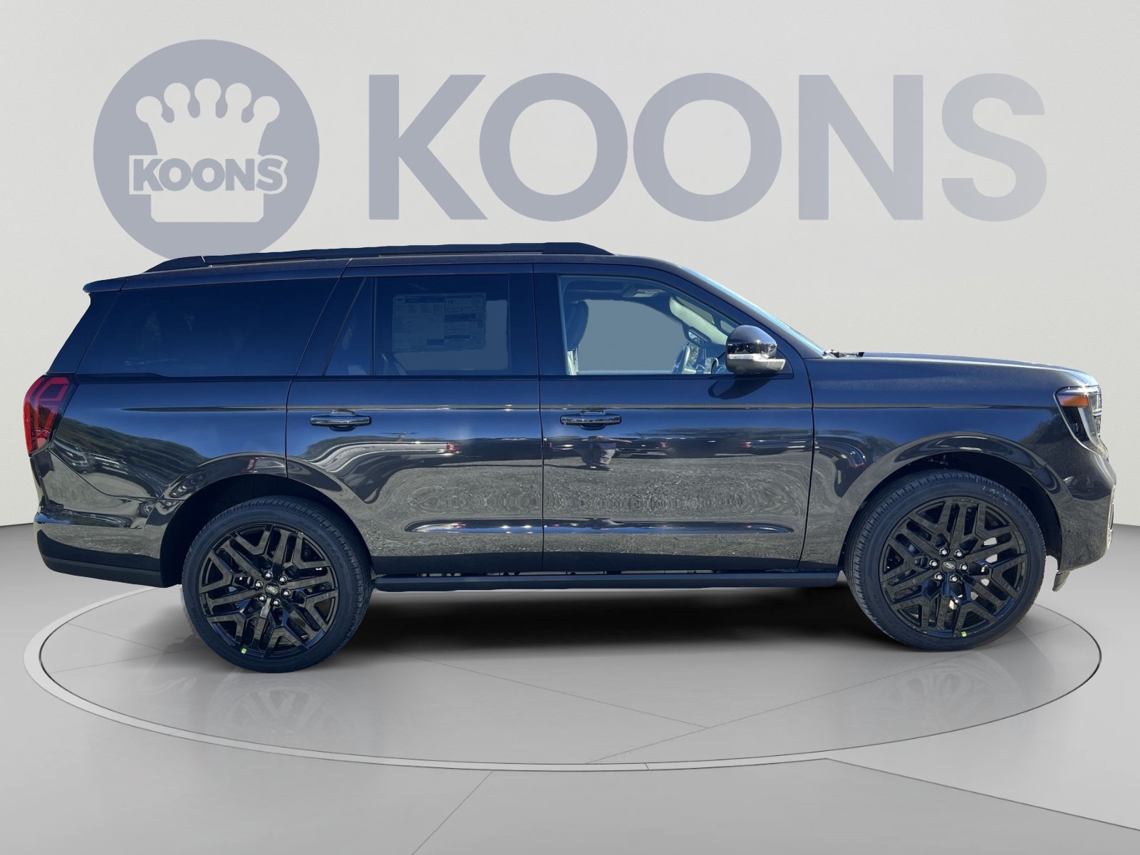 New 2027 Ford Expedition Platinum w/ Stealth Performance Package AWD/4WD image 8