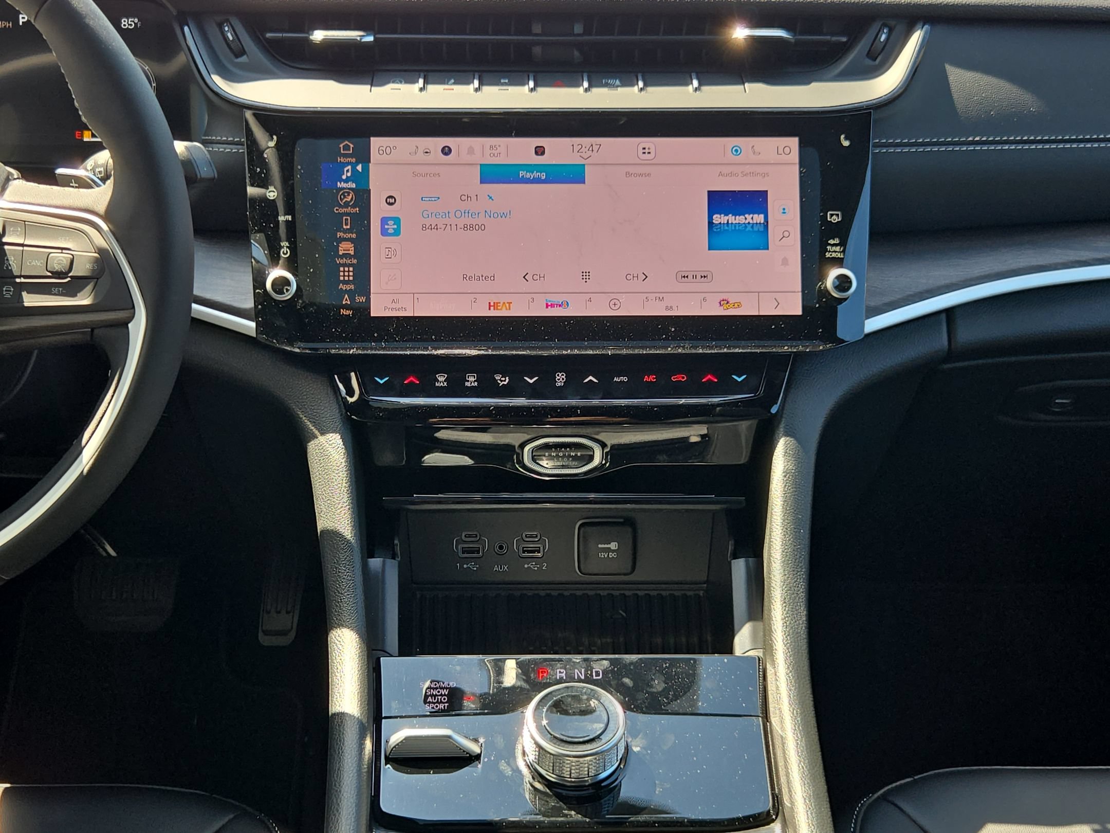 New 2027 Jeep Grand Cherokee Limited AWD/4WD image 12