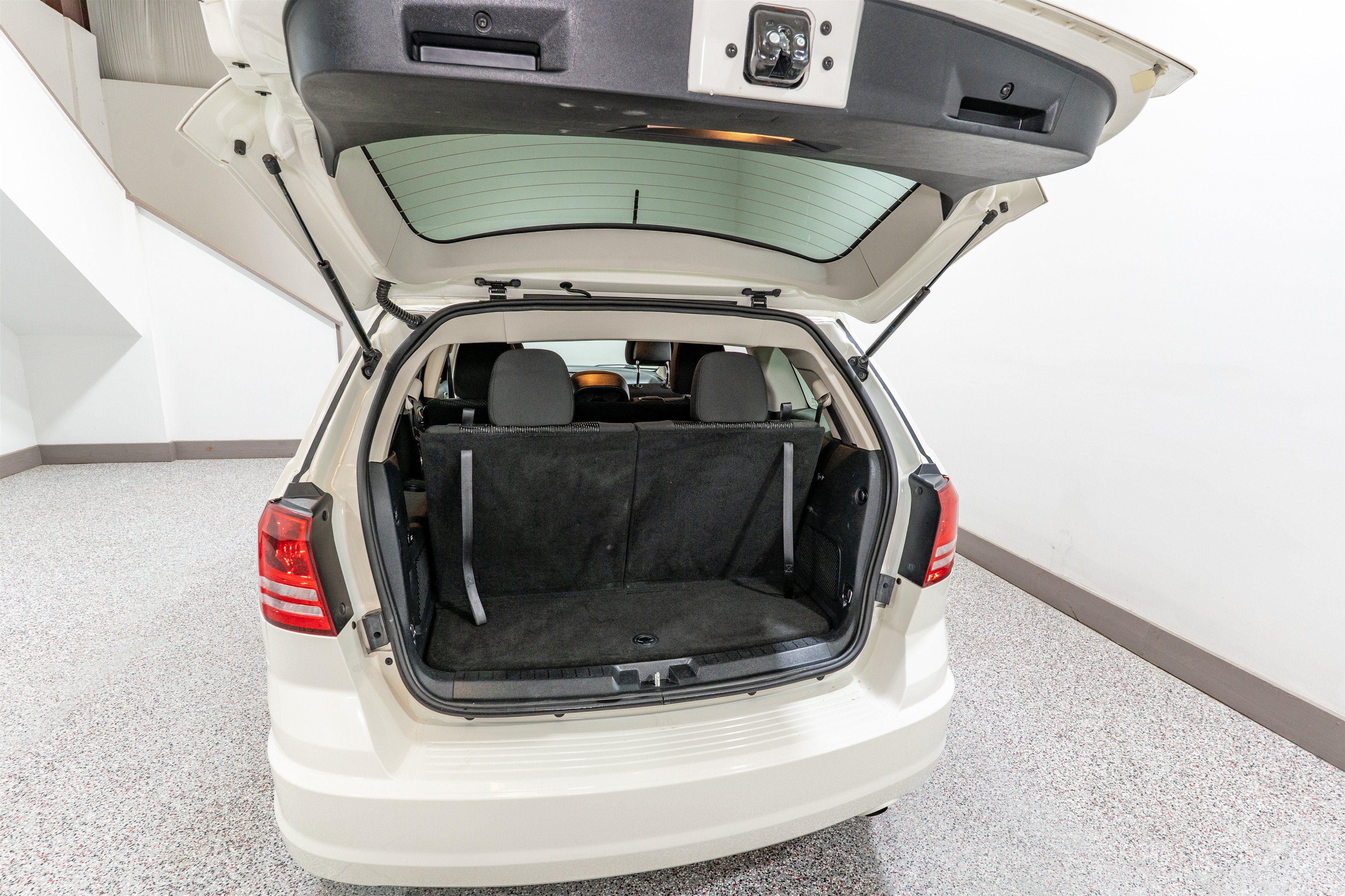 Used 2018 Dodge Journey SE w/ Popular Equipment Group FWD image 26