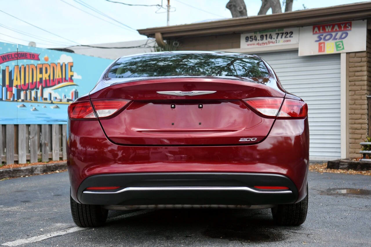 Used 2015 Chrysler 200 Limited FWD image 28