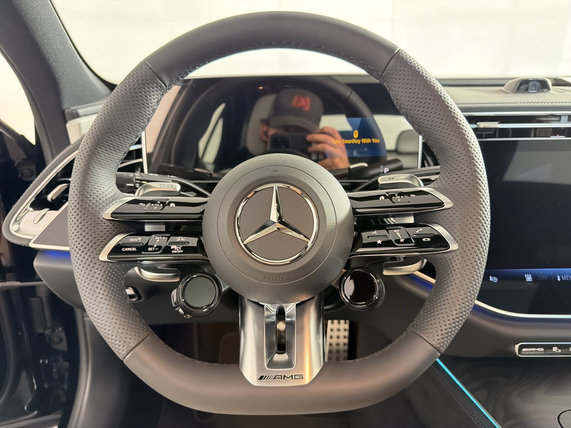 New 2026 Mercedes-Benz E 53 AMG e 4MATIC Sedan image 18