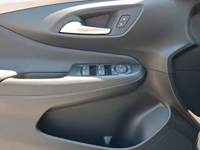 New 2026 Buick Envista Sport Touring FWD image 9