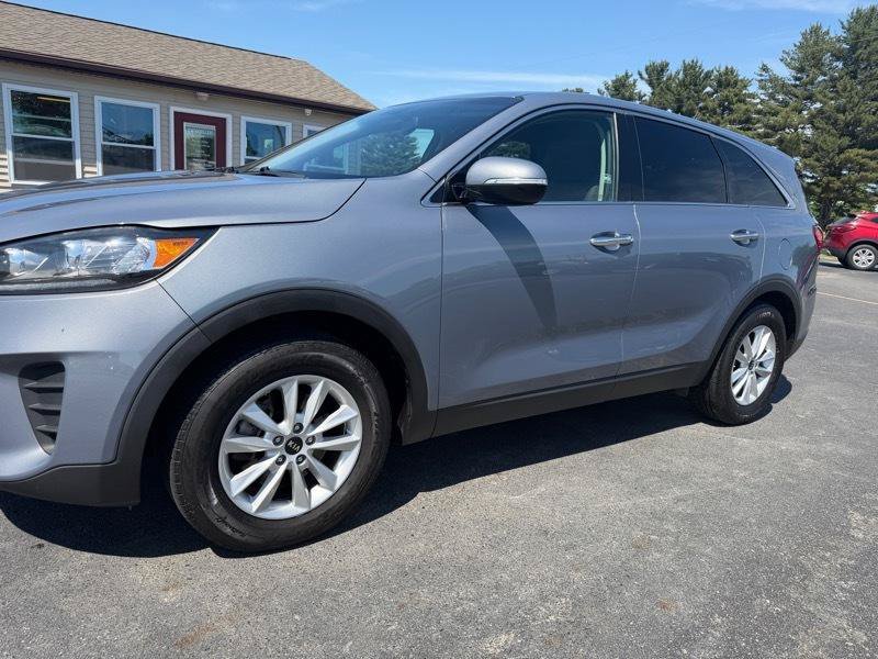Used 2020 Kia Sorento LX FWD image 40