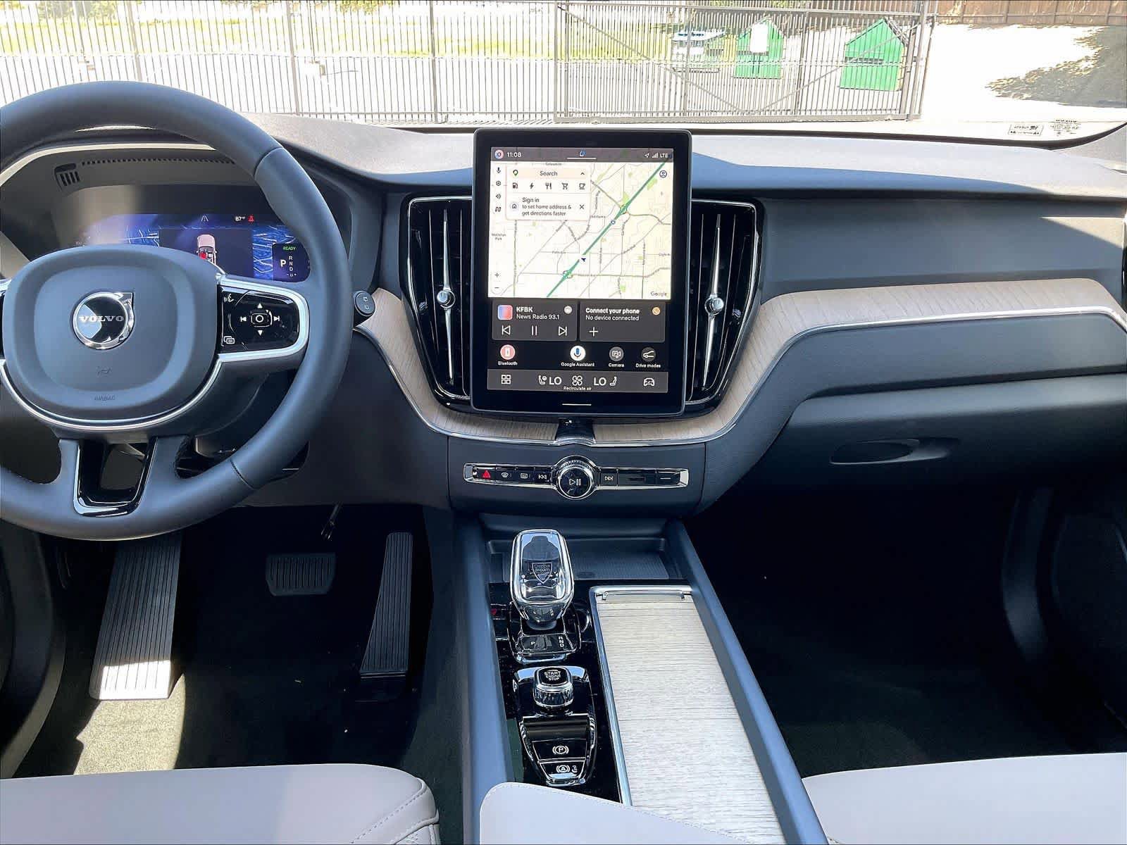 New 2026 Volvo XC60 T8 Plus w/ Climate Package AWD/4WD image 9