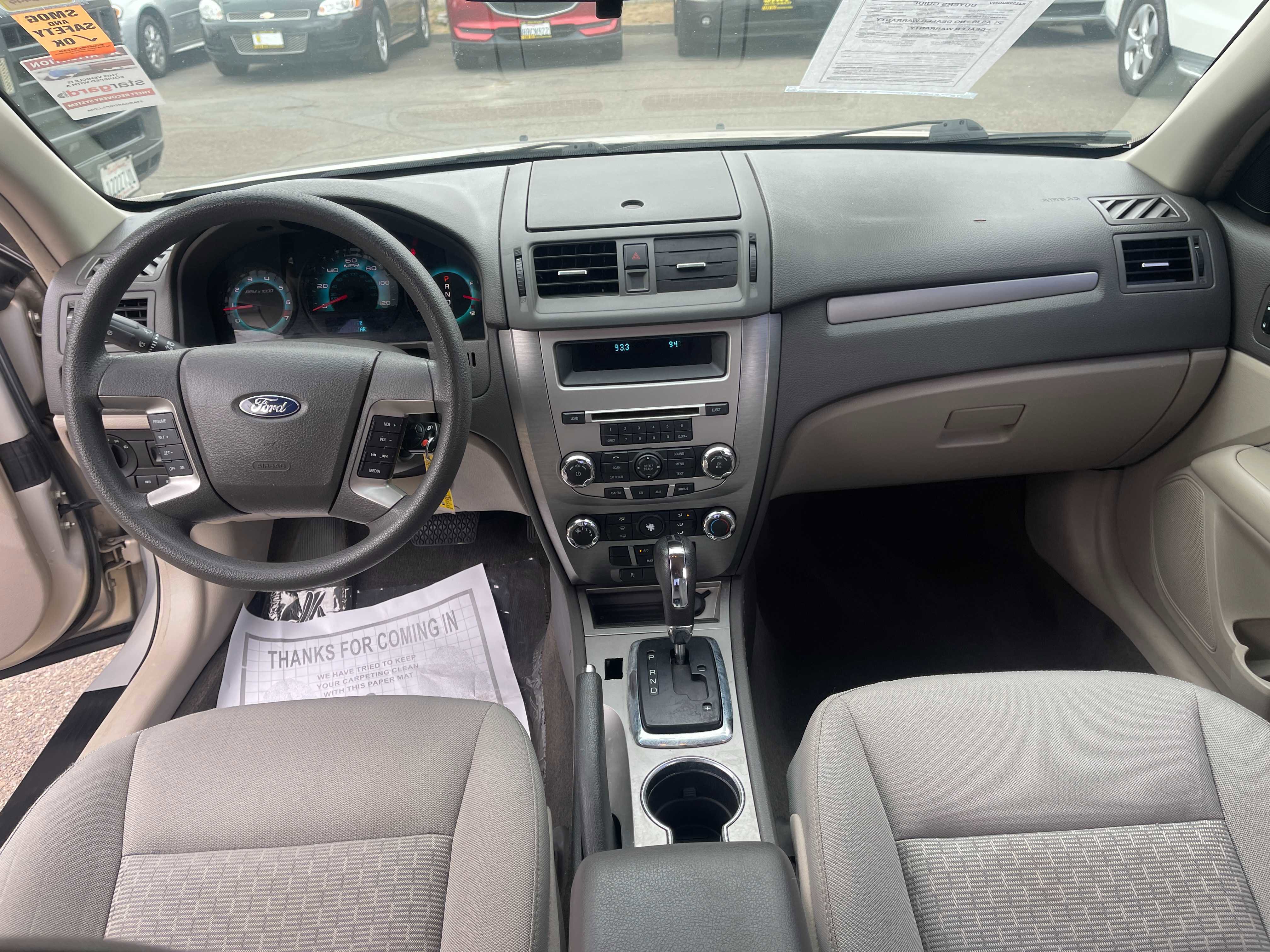 Used 2010 Ford Fusion SE FWD image 12