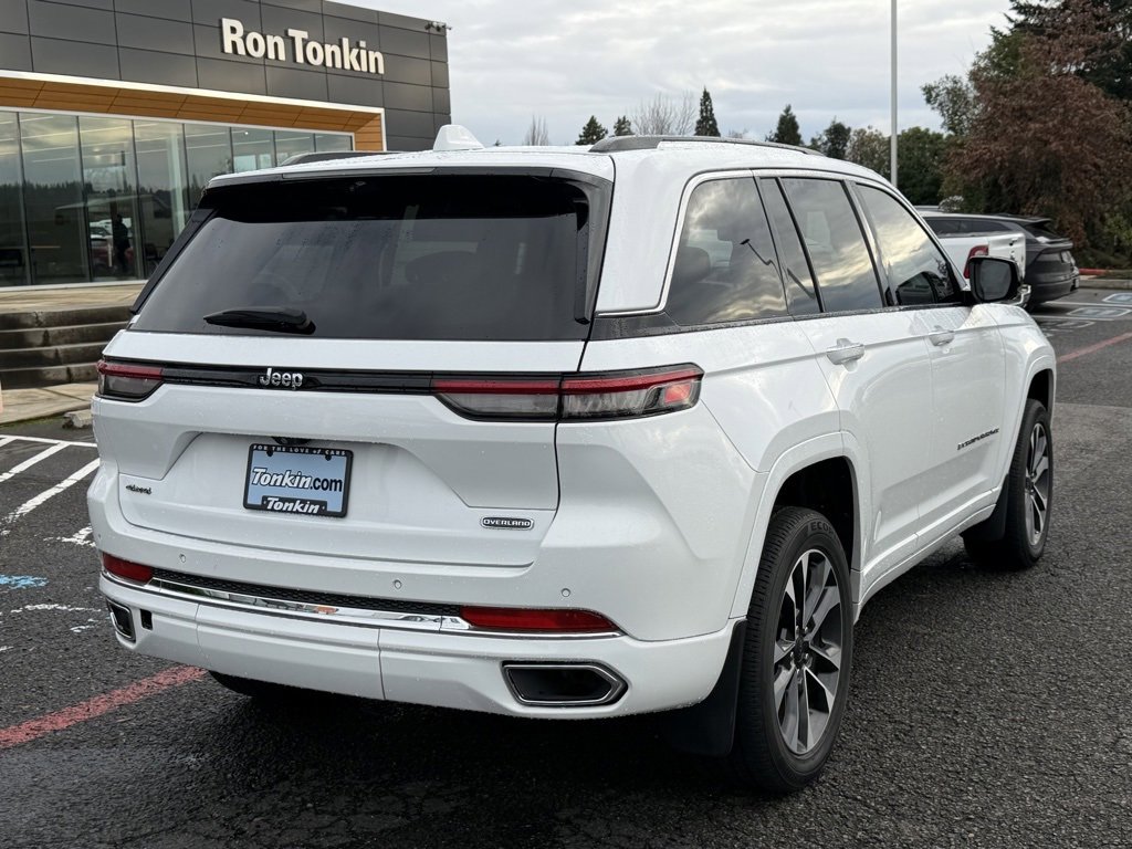 Used 2023 Jeep Grand Cherokee Overland w/ Adv Protech Group III image 8