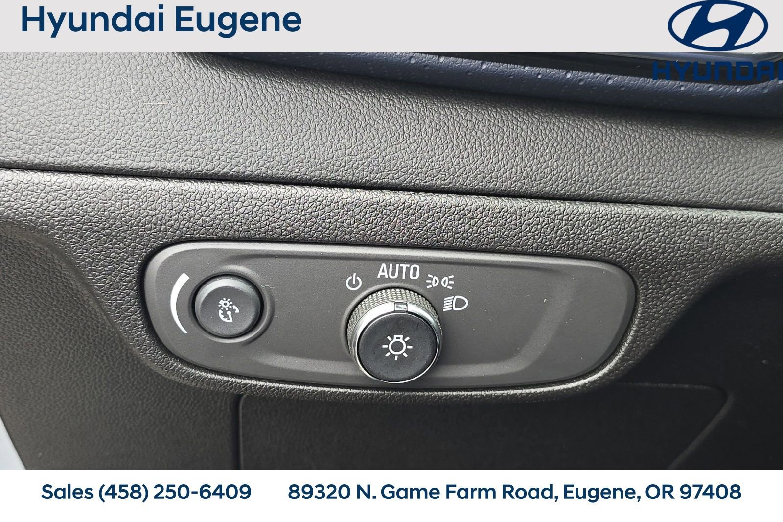 Used 2023 Chevrolet Bolt EUV Premier w/ Super Cruise Package image 34