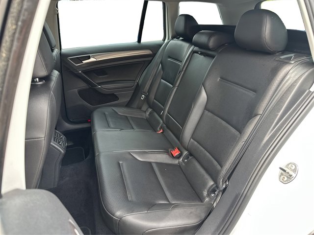 Used 2017 Volkswagen Golf Alltrack S AWD/4WD image 40