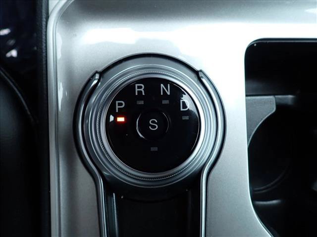 Used 2024 Ford Edge SEL AWD/4WD image 17