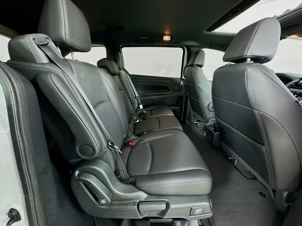 Certified 2026 Honda Odyssey Sport-L image 38