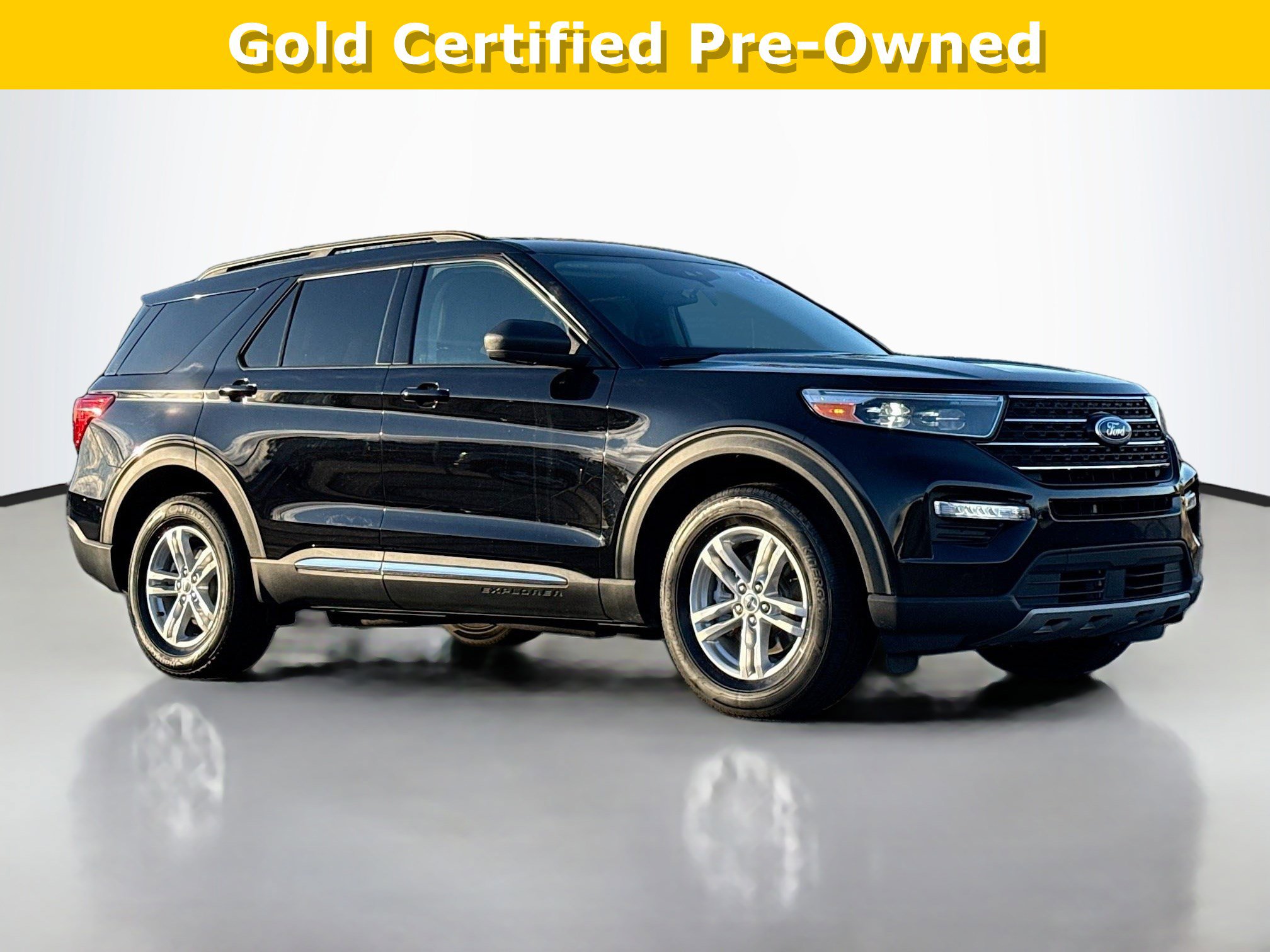 Certified 2023 Ford Explorer XLT w/ Equipment Group 202A