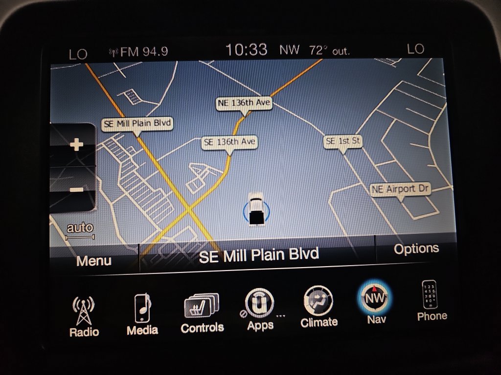 Used 2017 Jeep Cherokee Overland w/ Technology Group AWD/4WD image 24