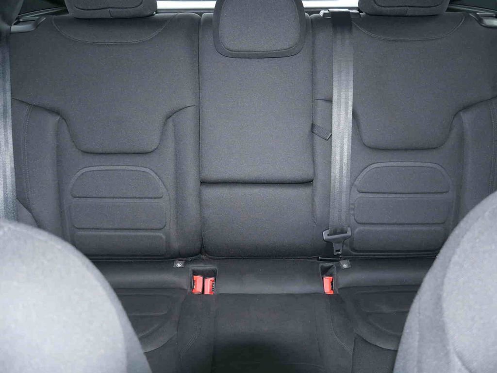 Used 2022 Jeep Renegade Latitude w/ Convenience Group image 32