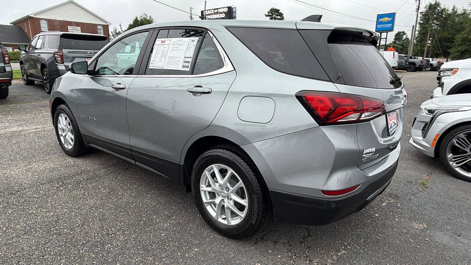 Used 2024 Chevrolet Equinox LT AWD/4WD image 10