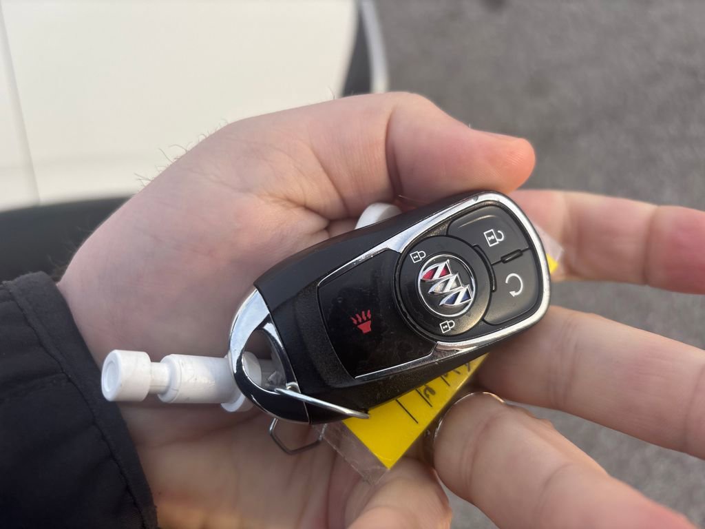 Used 2023 Buick Encore GX Preferred w/ Cold Weather Comfort Package image 33