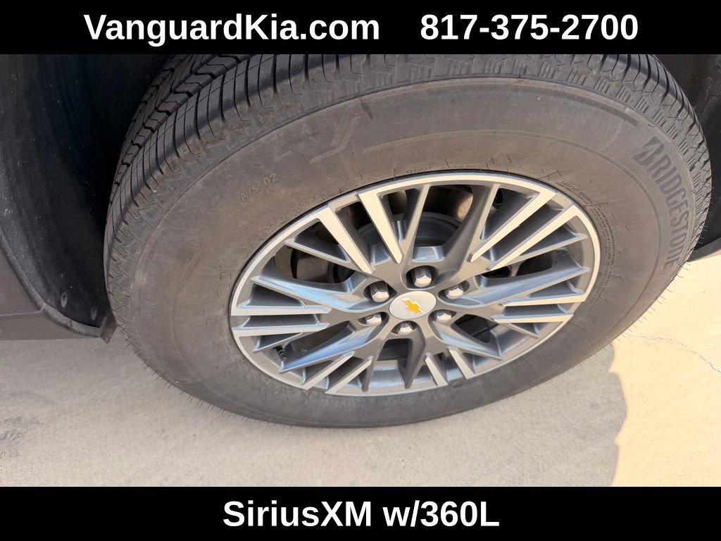 Used 2024 Chevrolet Traverse LT w/ Enhanced Driving Package FWD image 9