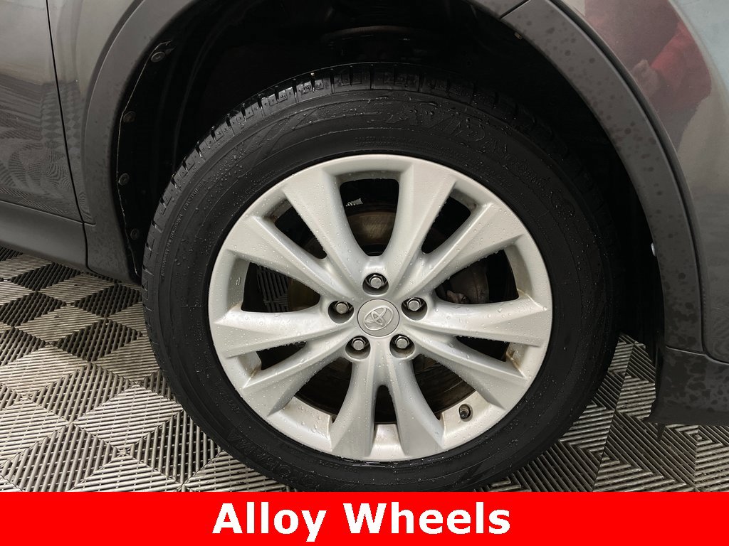 Used 2014 Toyota RAV4 Limited image 45