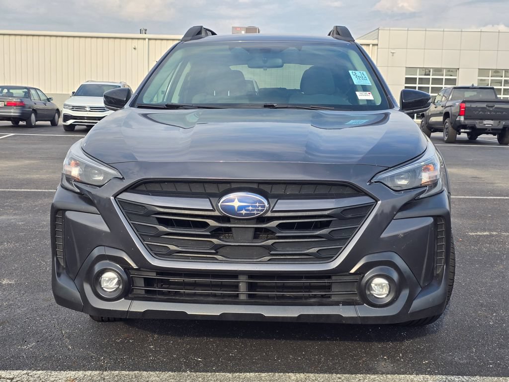 Used 2024 Subaru Outback Premium AWD/4WD image 2