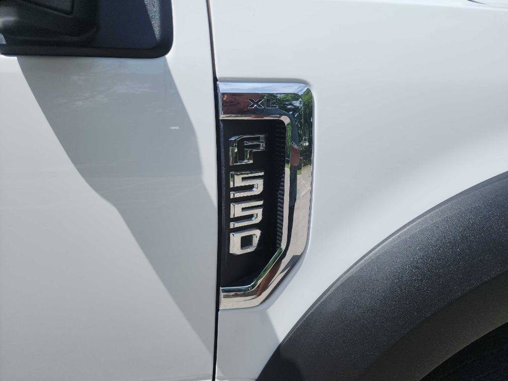 Used 2019 Ford F550 4x4 SuperCab Super Duty image 14