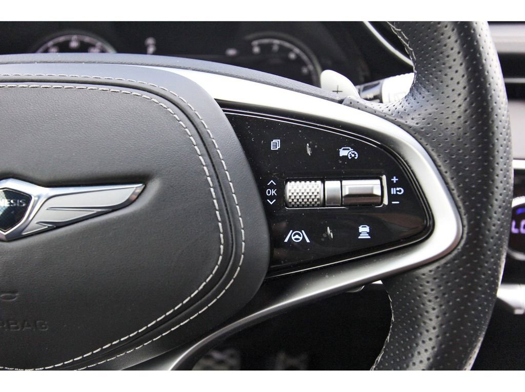 Used 2022 Genesis GV70 2.5T w/ Sport Prestige Package image 16