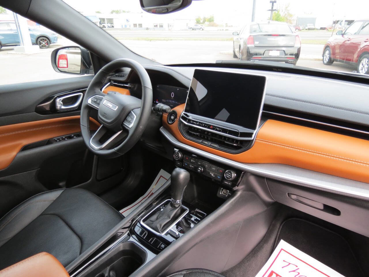 Used 2024 Jeep Compass Limited w/ Elite Group image 17