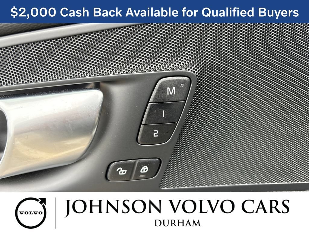 New 2026 Volvo XC60 B5 Plus w/ Protection Package Premier AWD/4WD image 15