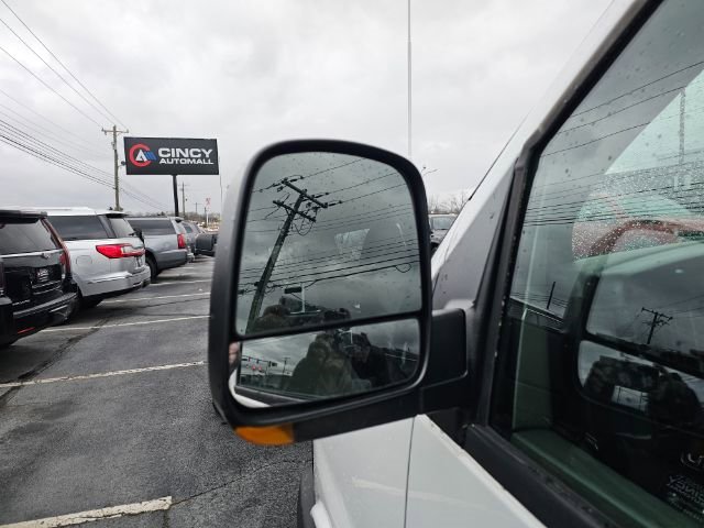 Used 2013 GMC Savana 3500 LT w/ LT Preferred Equipment Group image 30