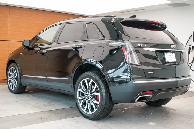 Used 2024 Cadillac XT5 Sportv w/ Technology Package AWD/4WD image 8