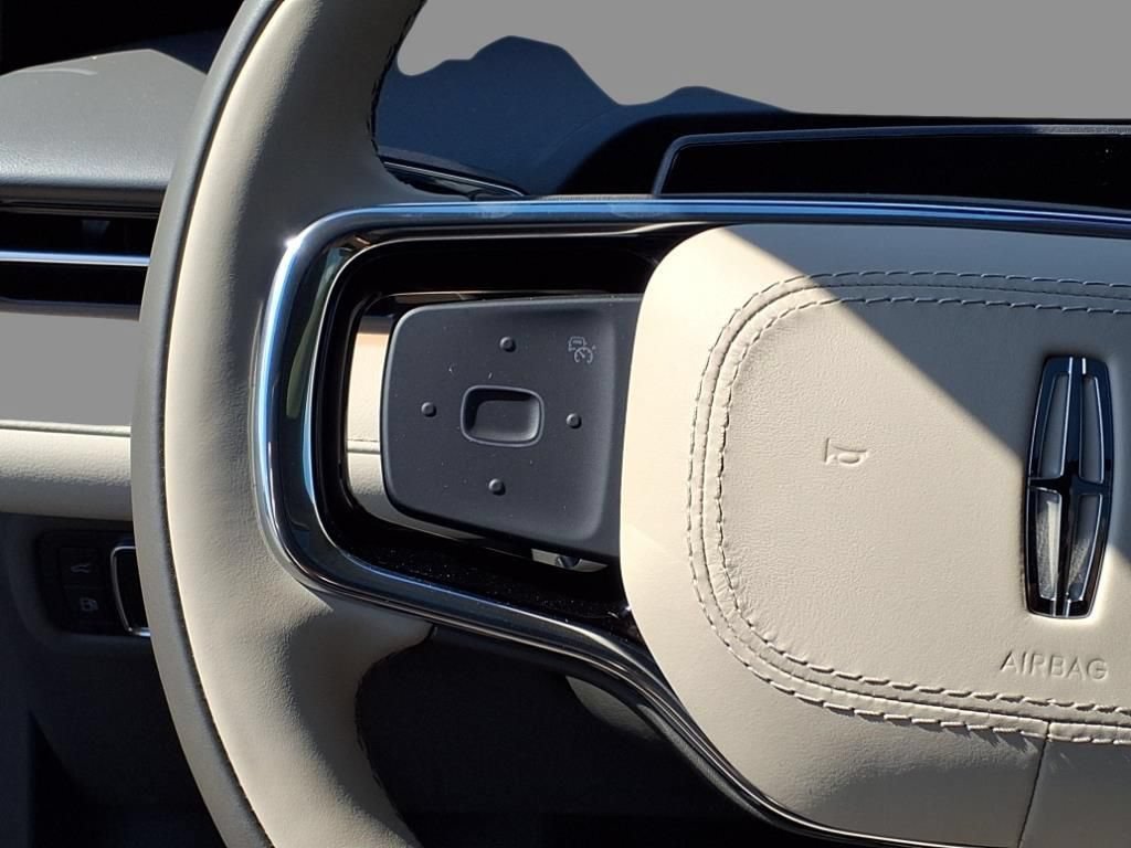 New 2025 Lincoln Nautilus Reserve w/ Jet Appearance Package AWD/4WD image 20