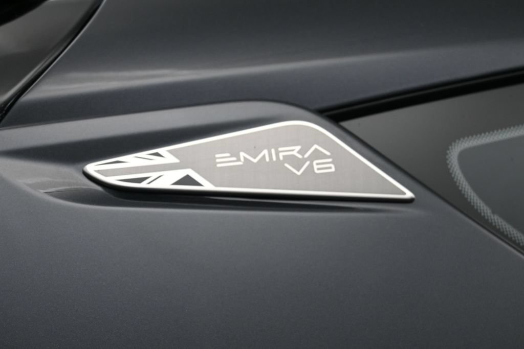 Used 2025 Lotus Emira RWD image 17