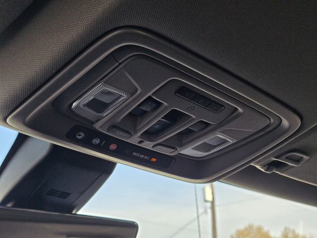 Used 2020 GMC Sierra 1500 Denali w/ Denali Ultimate Package AWD/4WD image 31