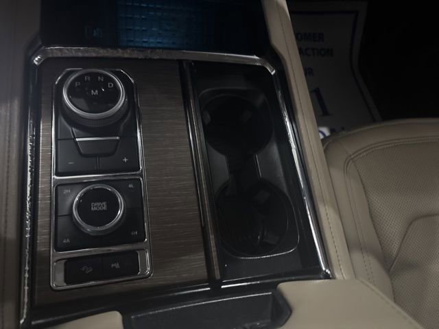 Used 2023 Ford Expedition Limited image 15