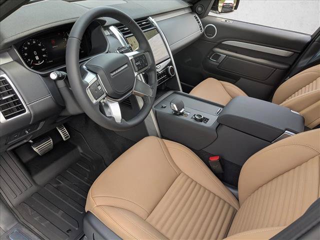 New 2026 Land Rover Discovery Limited Edition AWD/4WD image 3