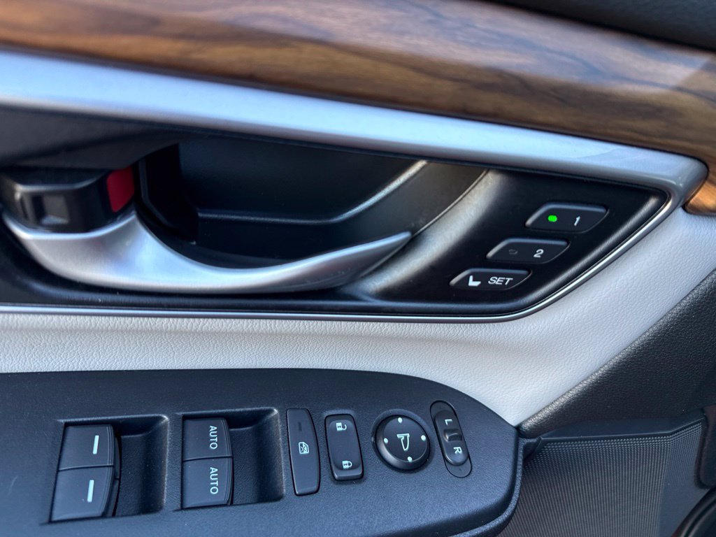 Used 2022 Honda CR-V Touring image 22