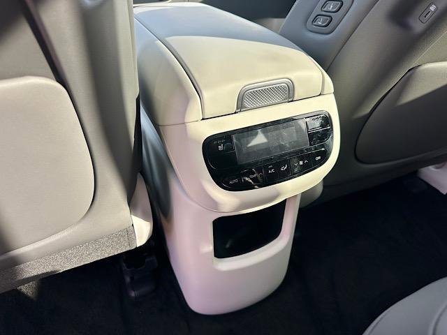 New 2026 Hyundai Ioniq 9 SEL image 11