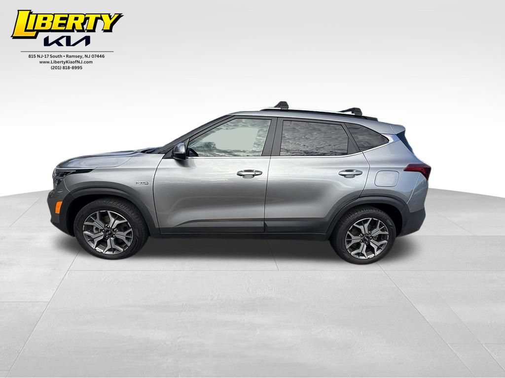 Used 2021 Kia Seltos EX AWD/4WD image 4