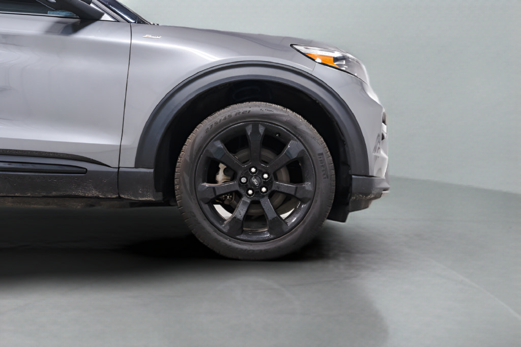 Used 2024 Ford Explorer ST-Line w/ Class IV Trailer Tow Package AWD/4WD image 13