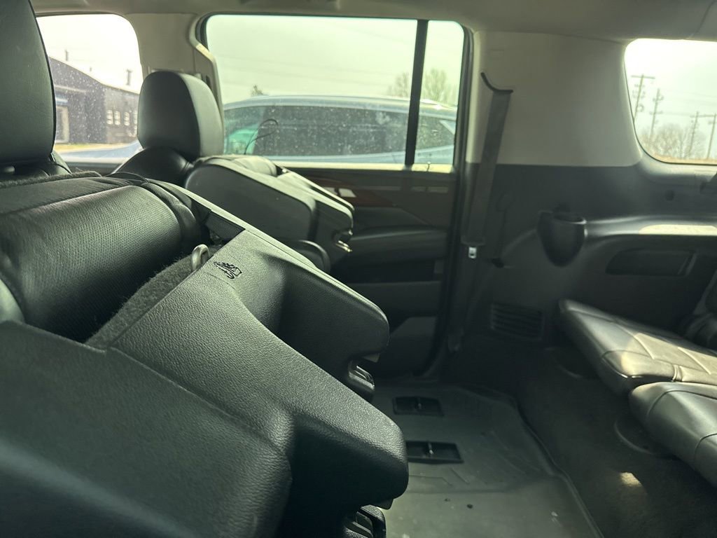 Used 2018 Cadillac Escalade ESV Luxury AWD/4WD image 10
