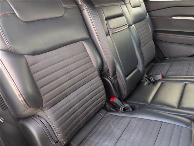 Certified 2025 Ford Explorer ST-Line w/ ST-Line Street Pack image 20