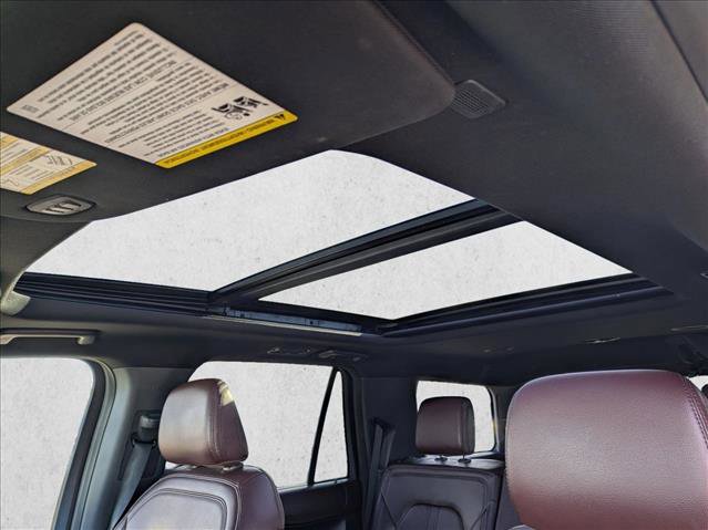Used 2023 Ford Expedition Limited image 16