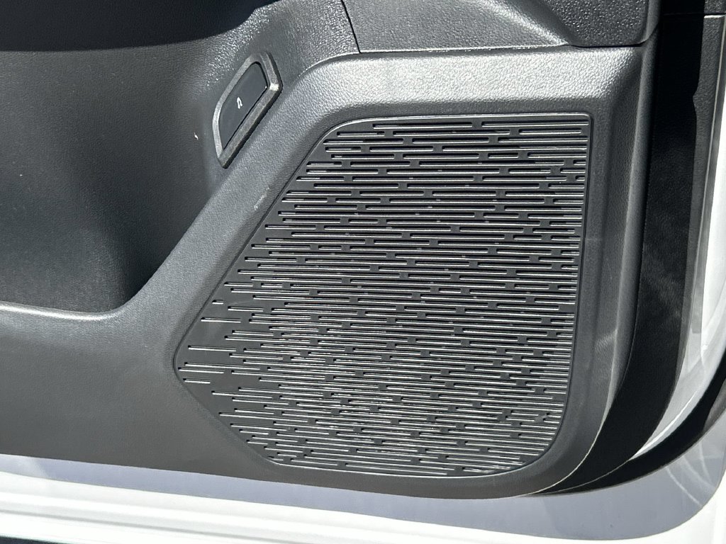 New 2027 GMC Terrain AT4 w/ Convenience Package III AWD/4WD image 24