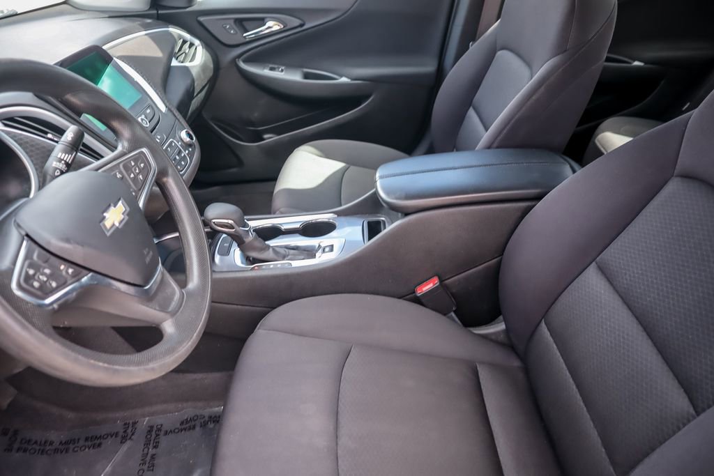Used 2023 Chevrolet Malibu LT FWD image 9