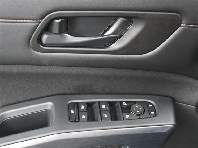 Used 2024 Nissan Pathfinder Rock Creek image 10