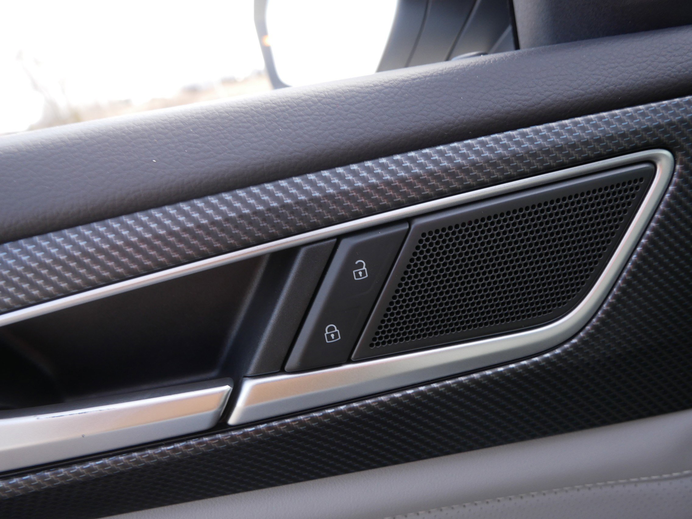 Used 2024 Volkswagen Atlas Cross Sport SEL R-Line image 23