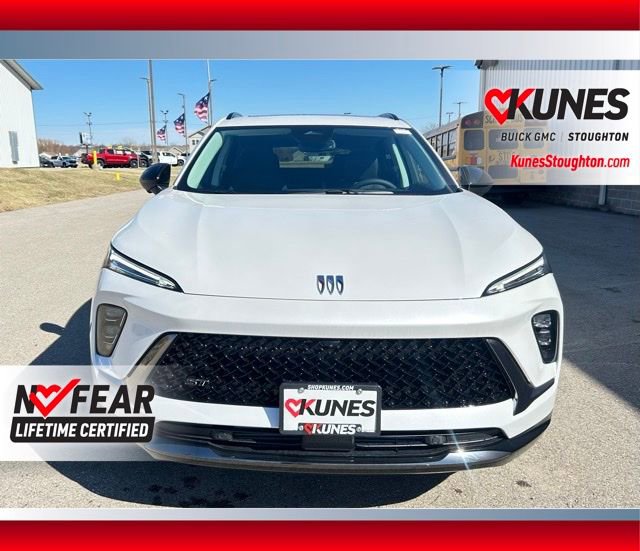 New 2025 Buick Envision Sport Touring image 3