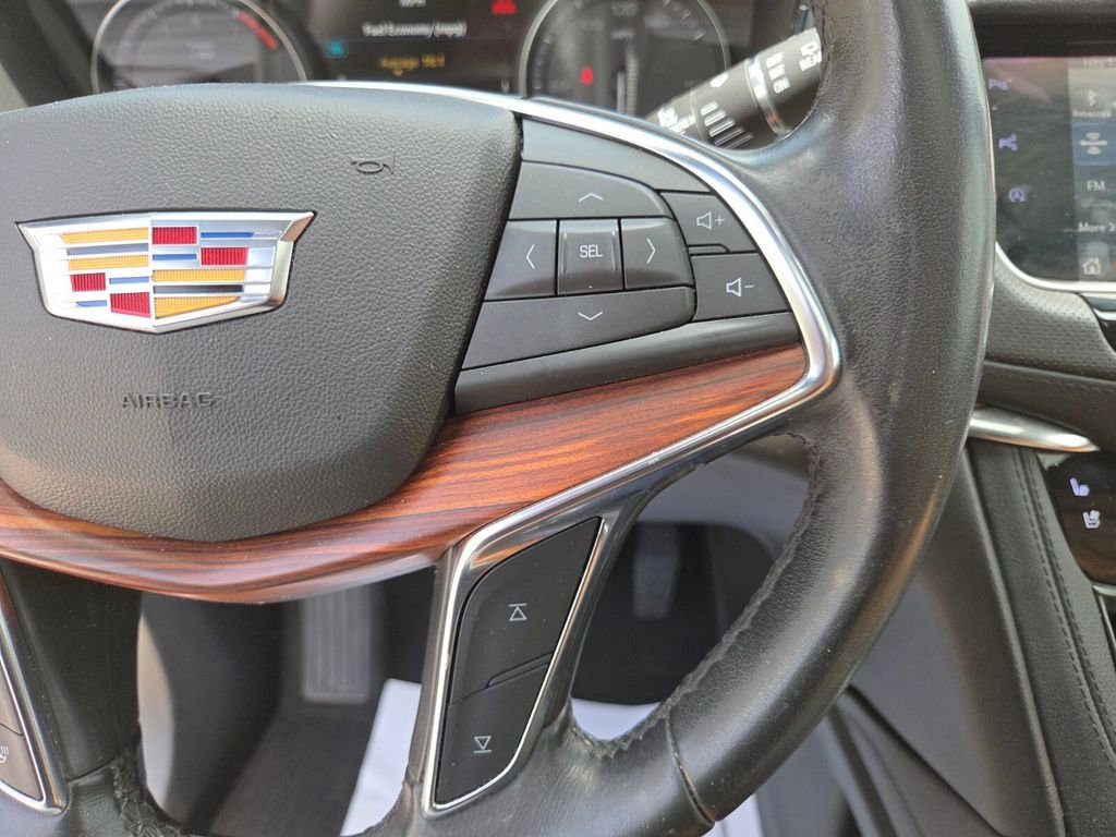 Used 2020 Cadillac XT5 Premium Luxury FWD image 29